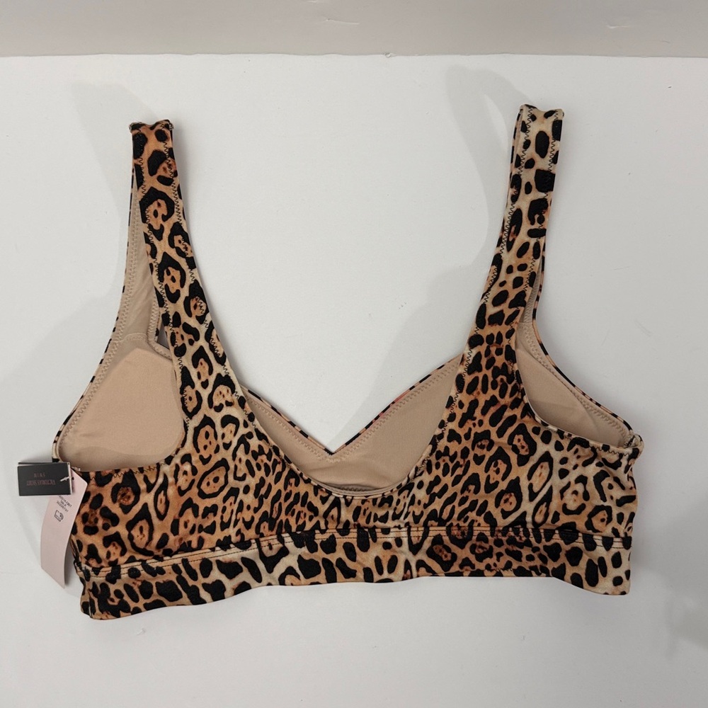 NWT Victoria’s Secret Bikini top - Picture 4 of 10
